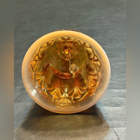 Vintage Fenton Cameo Amber to ombré shade - Picture 2 of 6